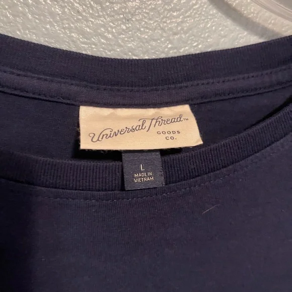 Bundle of 2 - Universal Thread Dark Blue Tees - Picture 2 of 3